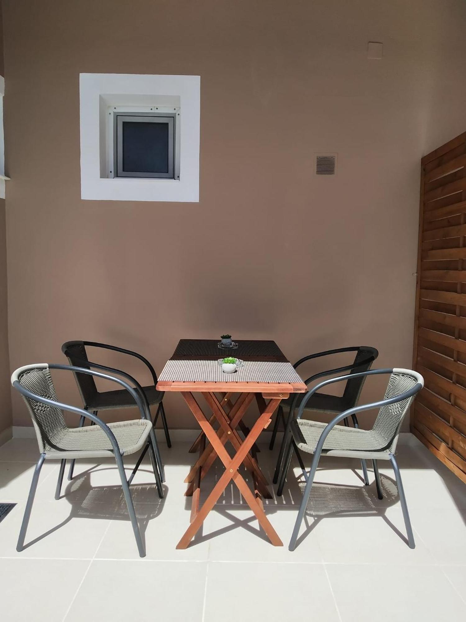 Trousas Apartments 罗达 外观 照片