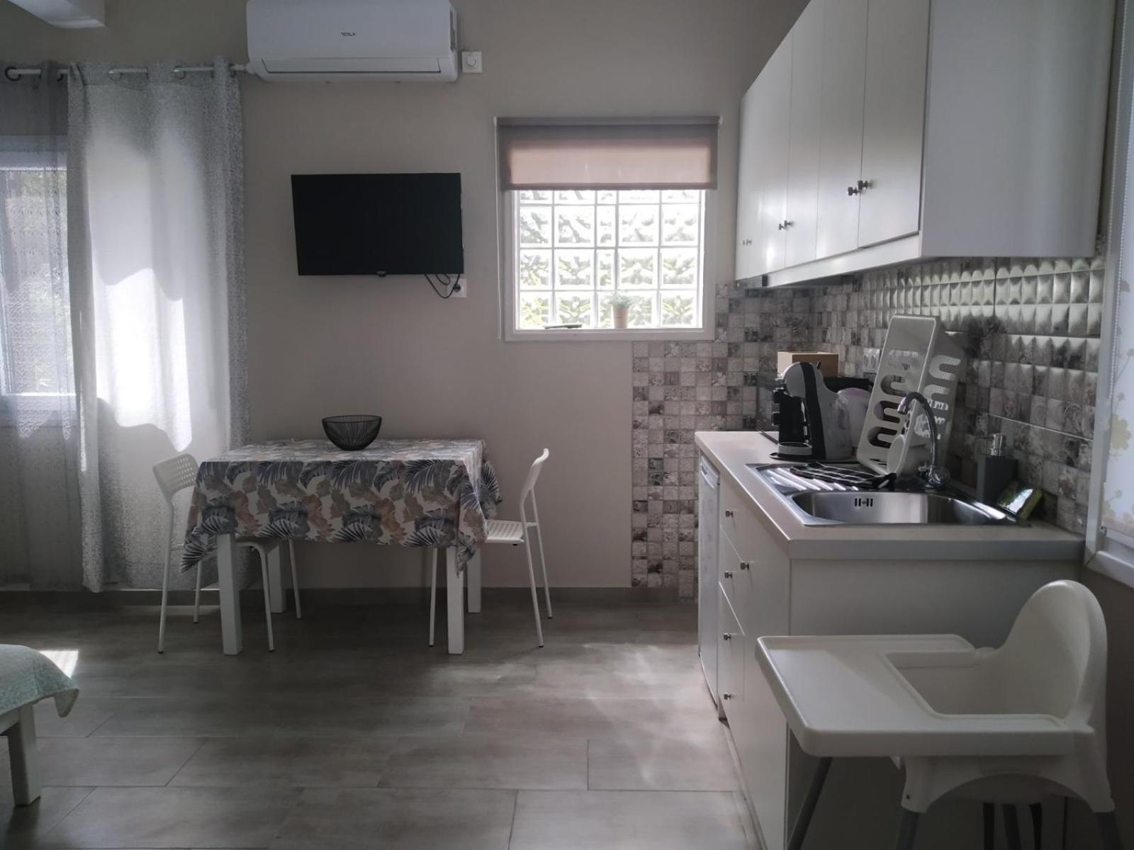 Trousas Apartments 罗达 外观 照片